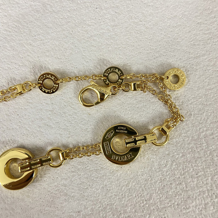 Women's Fashion Classic Bracelet Hand Decorative Bangle Versatile Accessory