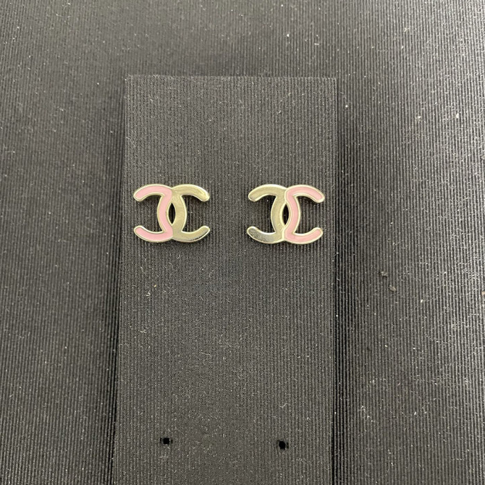 Women's Fashion Classic ear studs Dangle earrings Earwear Versatile Accessory