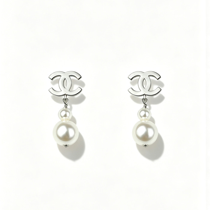Women's Fashion Classic ear studs Dangle earrings Earwear Versatile Accessory