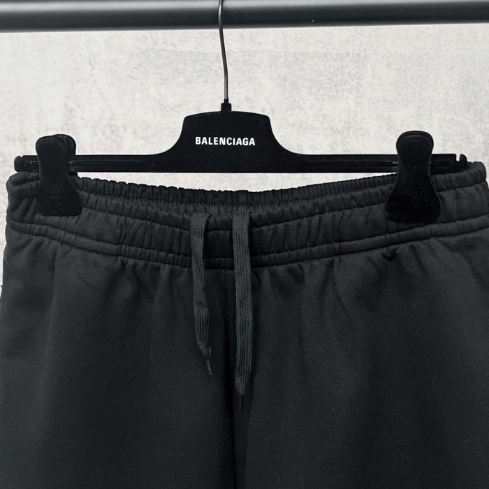 Women Men Breathable Elastic Waist Casual Shorts Mid-length Bottoms Loose Fit Shorts For Daily Wear Unisex