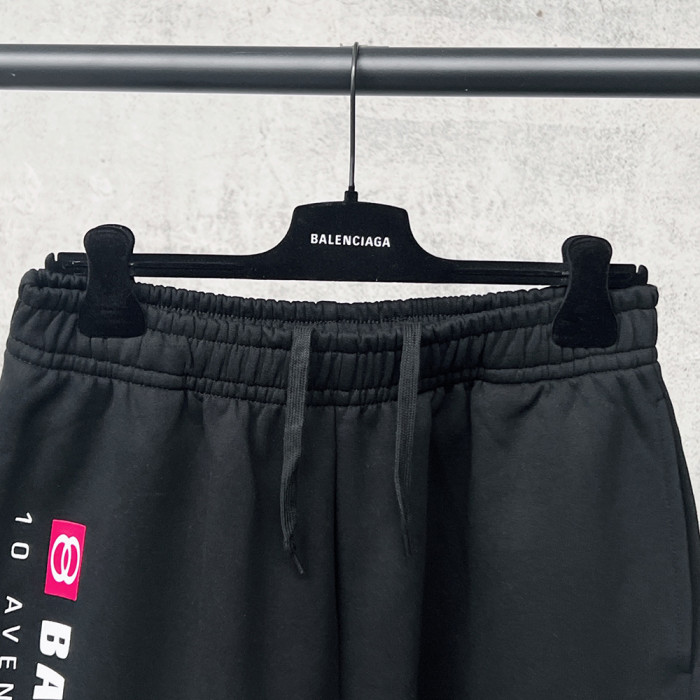 Women Men Breathable Elastic Waist Casual Shorts Mid-length Bottoms Loose Fit Shorts For Daily Wear Unisex
