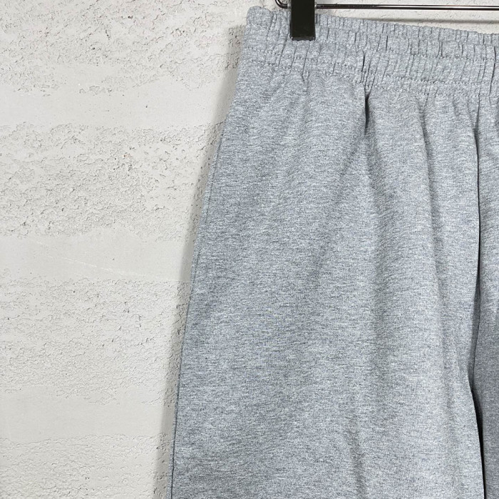 Women Men Breathable Elastic Waist Casual Shorts Mid-length Bottoms Loose Fit Shorts For Daily Wear Unisex