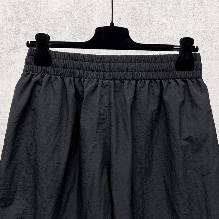 Women Men Breathable Elastic Waist Casual Shorts Mid-length Bottoms Loose Fit Shorts For Daily Wear Unisex