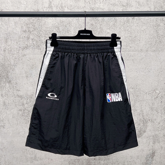 Women Men Breathable Elastic Waist Casual Shorts Mid-length Bottoms Loose Fit Shorts For Daily Wear Unisex