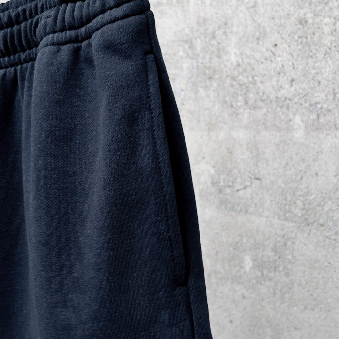 Women Men Breathable Elastic Waist Casual Shorts Mid-length Bottoms Loose Fit Shorts For Daily Wear Unisex