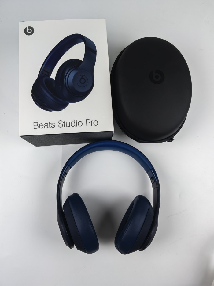 Wireless Bluetooth Headphones Foldable Lightweight Headset