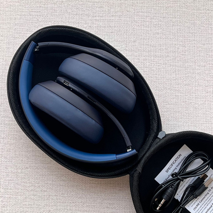 Wireless Bluetooth Headphones Foldable Lightweight Headset