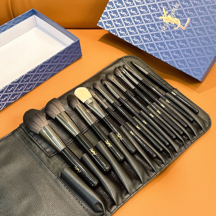 Women's Portable Soft Bristle Makeup Brush Set With Storage Pouch Facial Cosmetic Tools Kit Beauty Brush Set For Daily Makeup