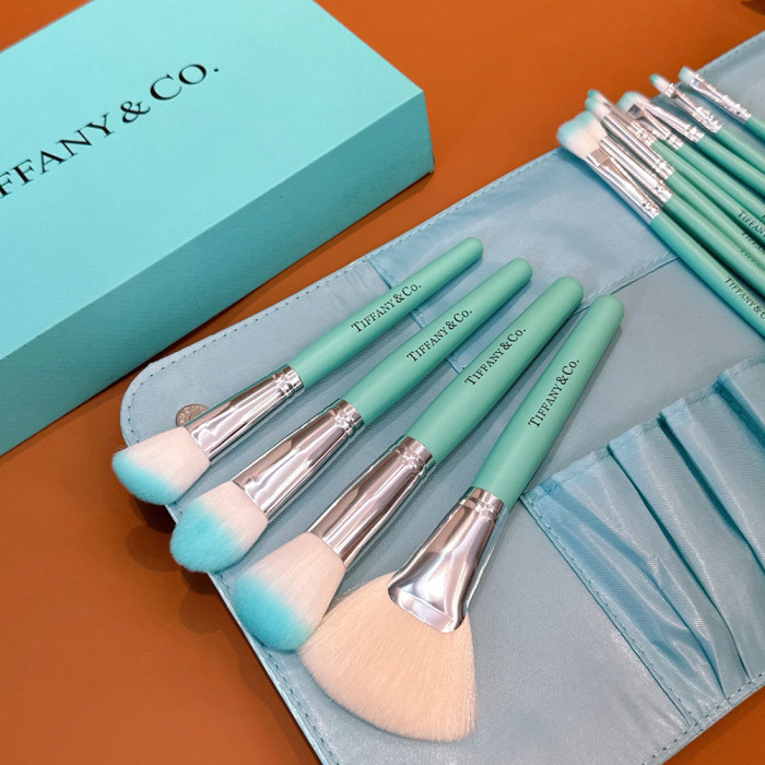 Women's Portable Soft Bristle Makeup Brush Set With Storage Pouch Facial Cosmetic Tools Kit Beauty Brush Set For Daily Makeup