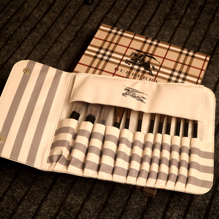 Women's Portable Soft Bristle Makeup Brush Set With Storage Pouch Facial Cosmetic Tools Kit Beauty Brush Set For Daily Makeup