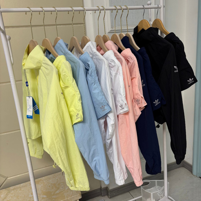 Women's Matching Sport Two Piece Set Windbreaker Sports Jackets Short Pants Running Shorts Sportswear