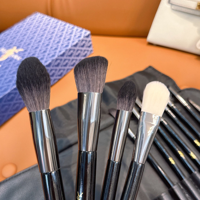 Women's Portable Soft Bristle Makeup Brush Set With Storage Pouch Facial Cosmetic Tools Kit Beauty Brush Set For Daily Makeup