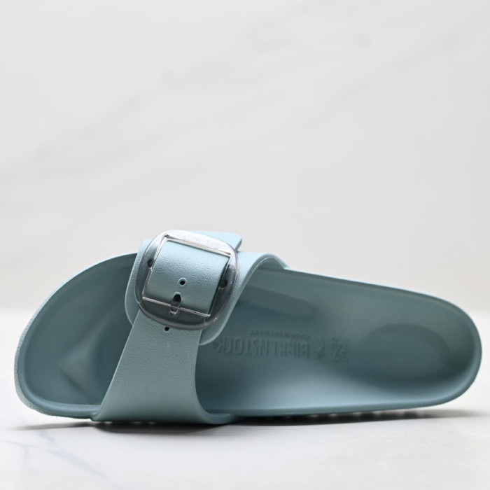 Men Women Slides Slip On Slippers Sandals Sneakers Casual Shoes35-42