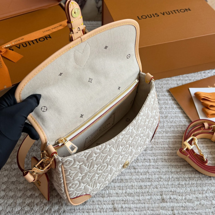 Women's Flap Hobo Shoulder Bag Crossbody Messenger Bags Baguette Bag For Daily Use