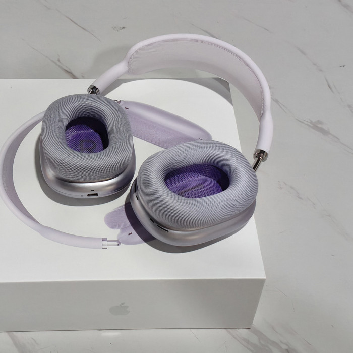 Wireless Bluetooth Headphones Foldable Lightweight Headset
