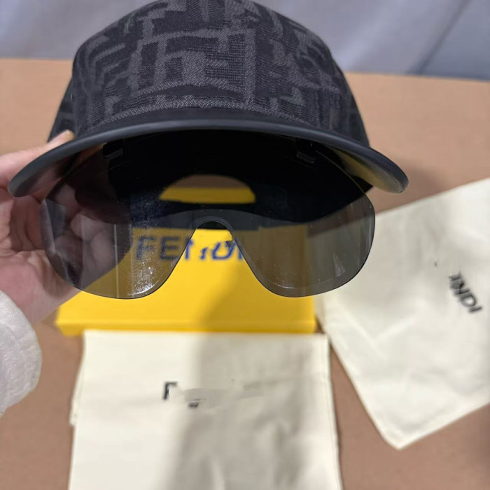 Men Women Classical Baseball Cap Visor Sun Hat Summer Headwear Peaked Cap Unisex