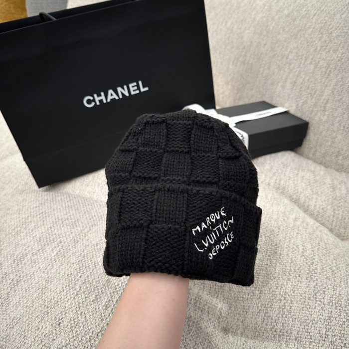 Men Women Beanie Hat Winter Wool Knitted Baggy Pull On Soft Caps