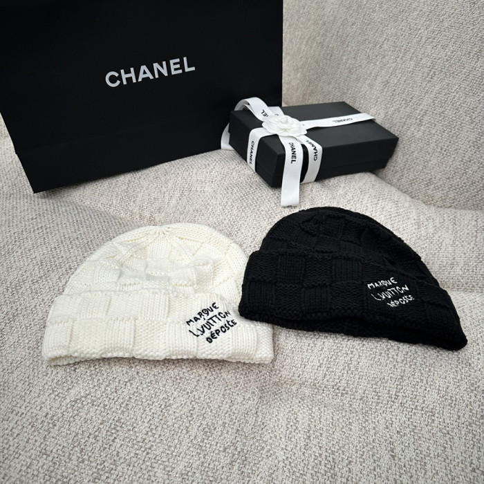 Men Women Beanie Hat Winter Wool Knitted Baggy Pull On Soft Caps
