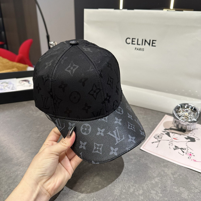 Men Women Classical Baseball Cap Visor Sun Hat Summer Headwear Peaked Cap Unisex