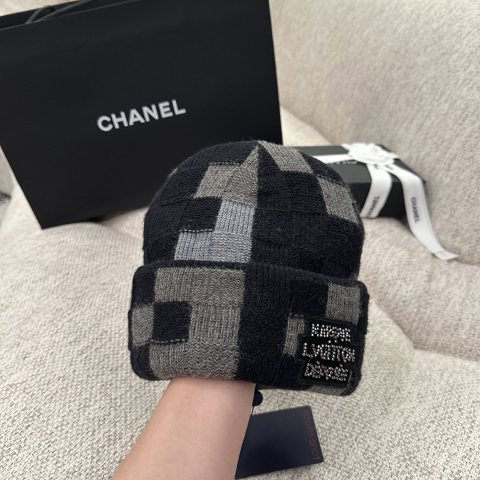 Men Women Beanie Hat Winter Wool Knitted Baggy Pull On Soft Caps