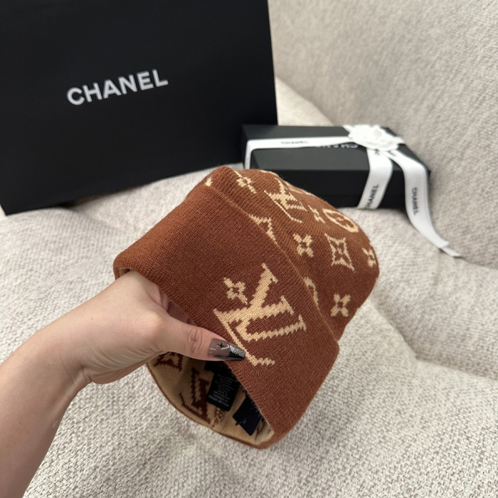Men Women Beanie Hat Winter Wool Knitted Baggy Pull On Soft Caps