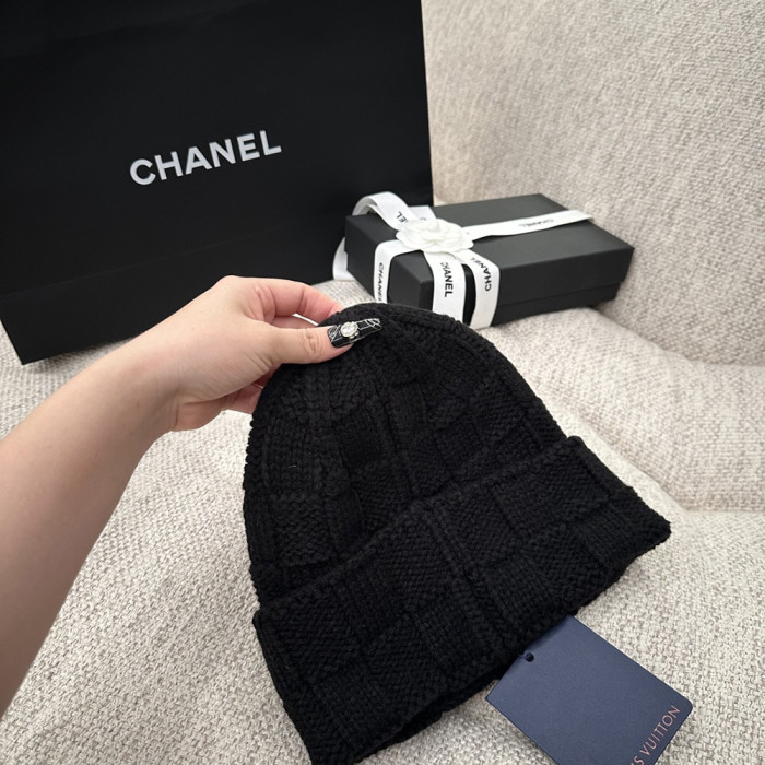 Men Women Beanie Hat Winter Wool Knitted Baggy Pull On Soft Caps