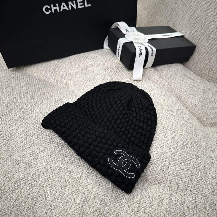Women Men Beanie Hat Winter Wool Knitted Baggy Pull On Soft Caps