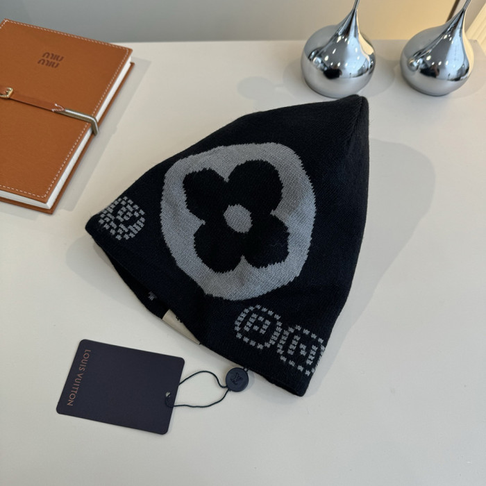 Men Women Beanie Hat Winter Wool Knitted Baggy Pull On Soft Caps
