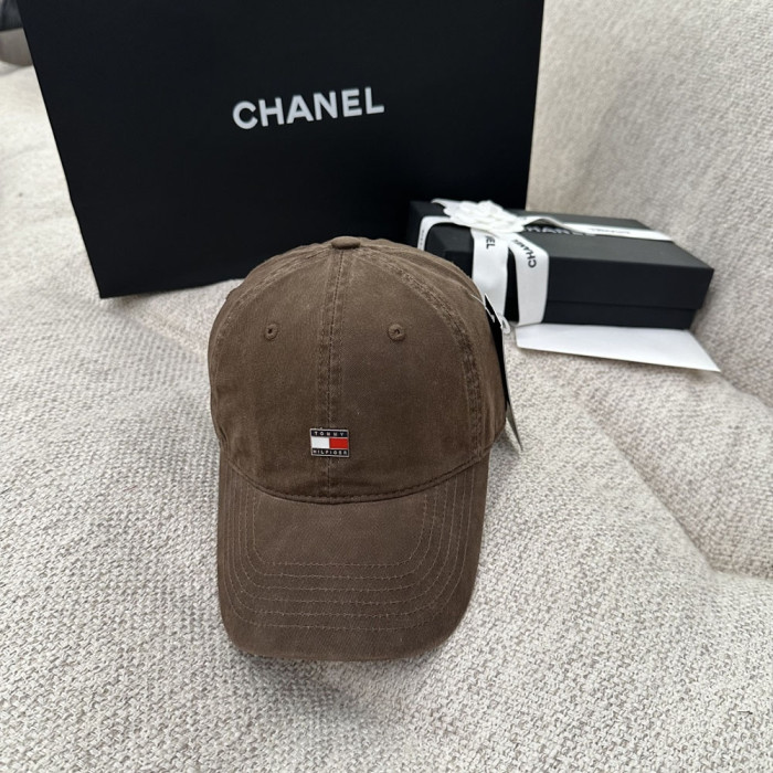 Men Women Classical Baseball Cap Visor Sun Hat Summer Headwear Peaked Cap Unisex