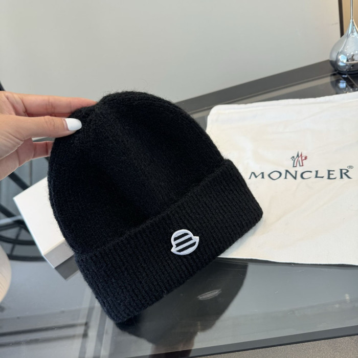 Men Women Beanie Hat Winter Wool Knitted Baggy Pull On Soft Caps