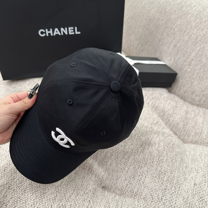 Men Women Classical Baseball Cap Visor Sun Hat Summer Headwear Peaked Cap Unisex