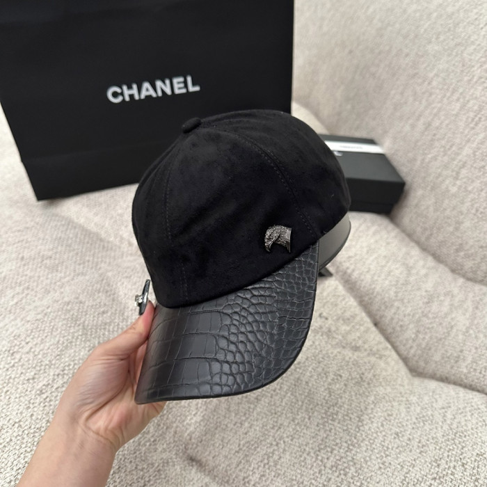Men Women Classical Baseball Cap Visor Sun Hat Summer Headwear Peaked Cap Unisex