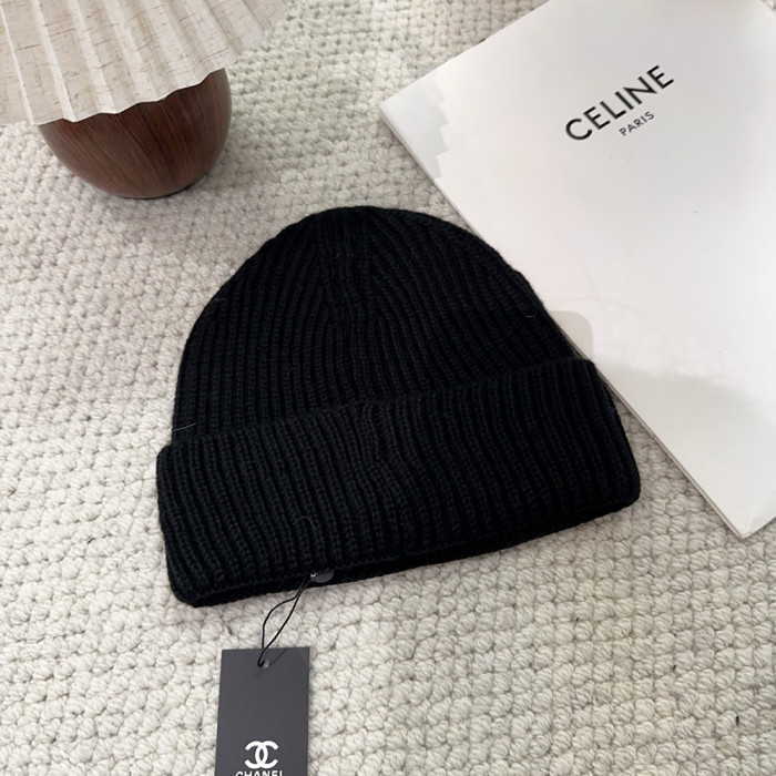 Men Women Beanie Hat Winter Wool Knitted Baggy Pull On Soft Caps