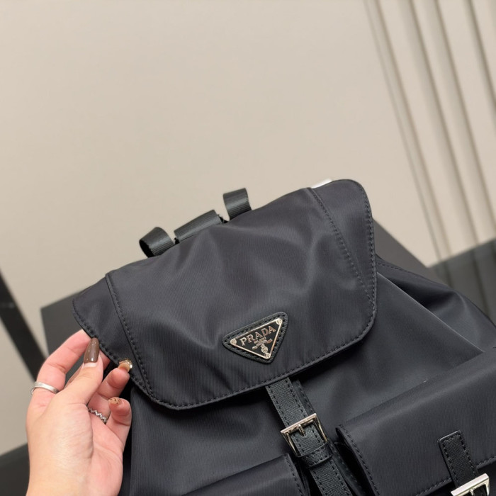 Men Women Backpack Nylon Multipocket Outdoor Sports School Bag Travel Laptop Bag 40 CM