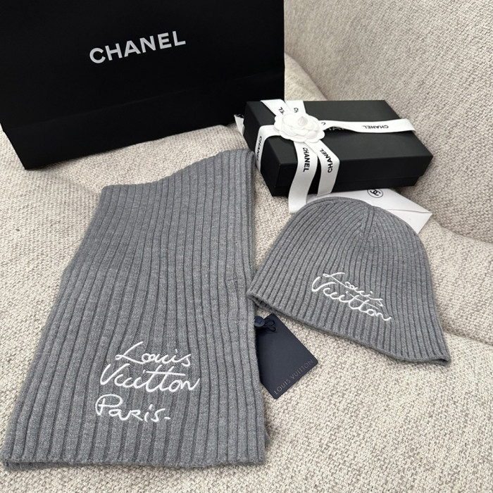 Men Women Beanie Hat Winter Wool Knitted Baggy Pull On Soft Caps