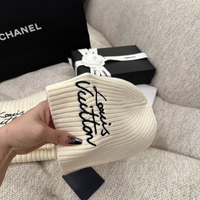 Men Women Beanie Hat Winter Wool Knitted Baggy Pull On Soft Caps