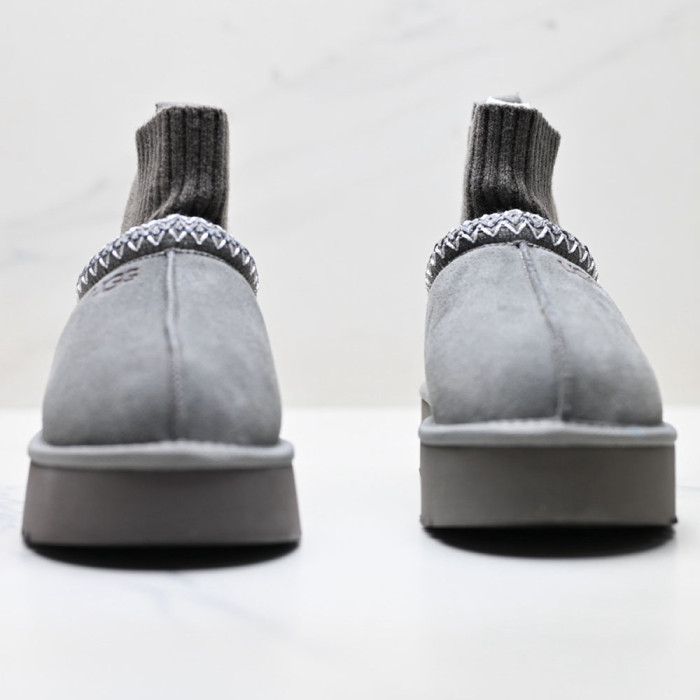 Unisex Winter Boots Shearling Lined Slip Resistant Thermal Snow Booties 36-41