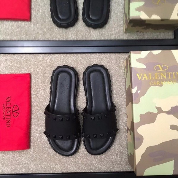 VT Men slippers AAA-045