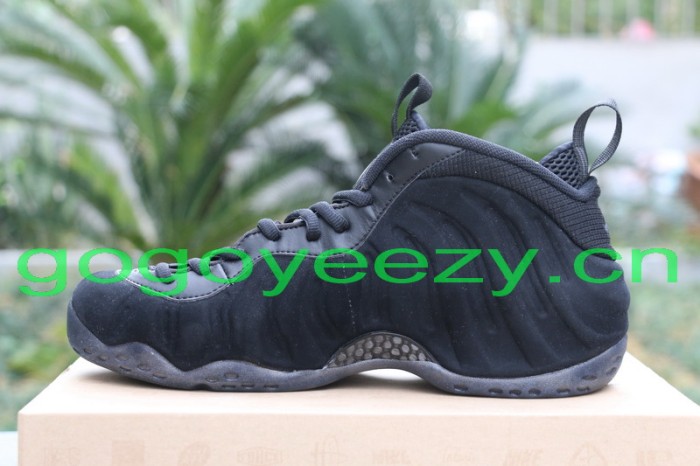 Nike Air Foamposite One “Triple Black”