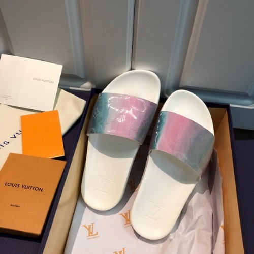 LV Sandals 1;1 Quality-095