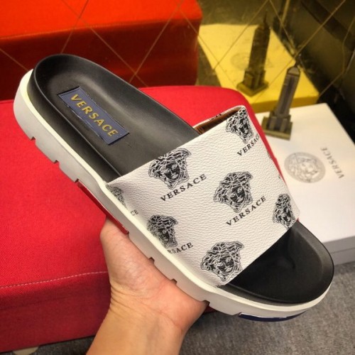 Versace men slippers AAA-157(38-44)