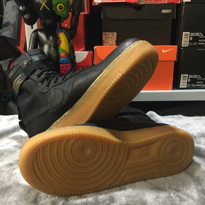 Authentic Nike Special Field Air Force 1 Black