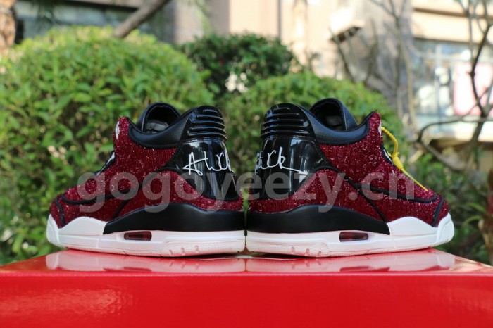 Authentic  Vogue x Air Jordan 3 “AWOK” University Red