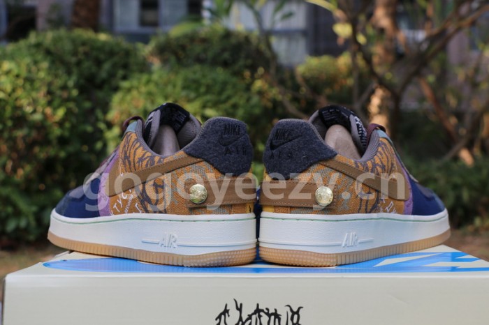 Authentic Travis Scott x Nike Air Force 1 Men
