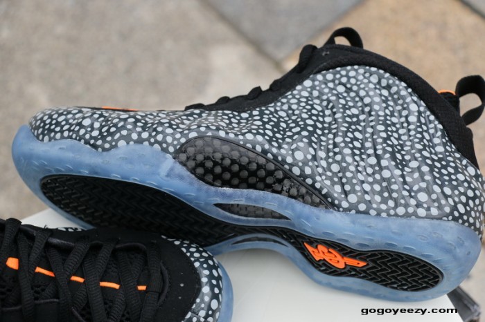 Authentic Nike Air Foamposite One “Safari