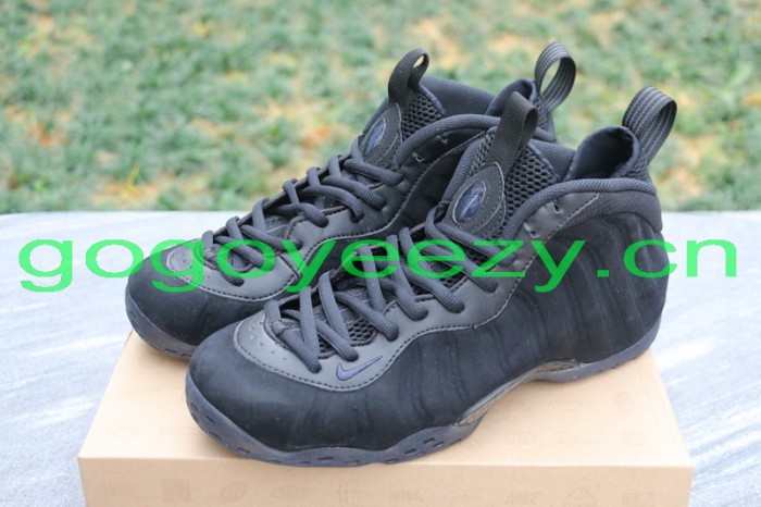 Nike Air Foamposite One “Triple Black”