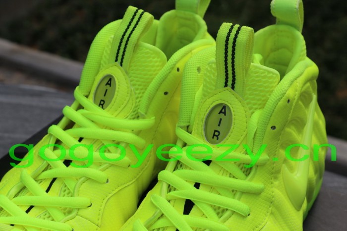 Authentic Nike Air Foamposite Pro “Volt”