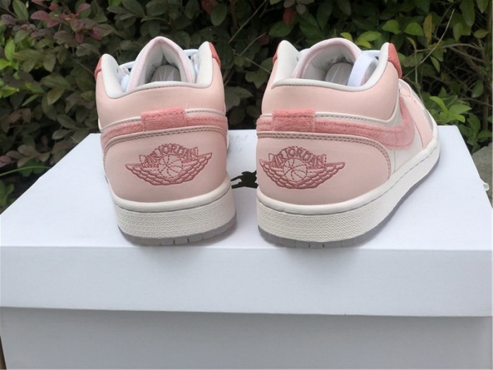 Authentic Air Jordan 1  Low SE Pink
