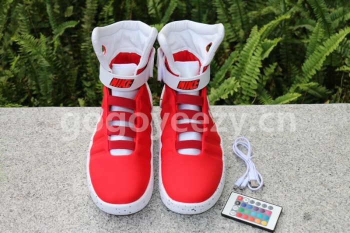Authentic Supreme X Nike Air Mag