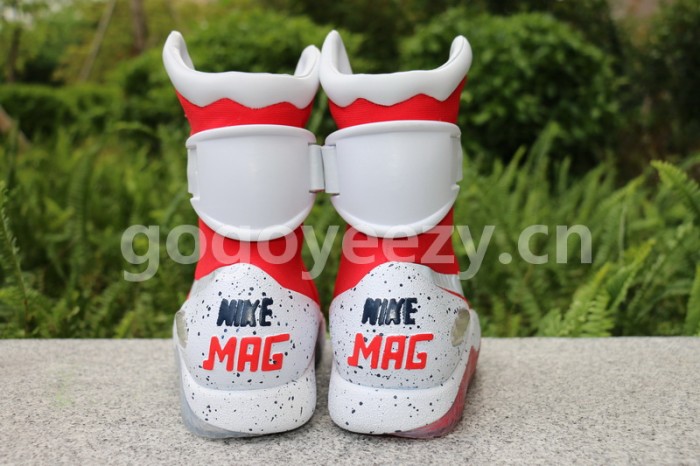 Authentic Supreme X Nike Air Mag